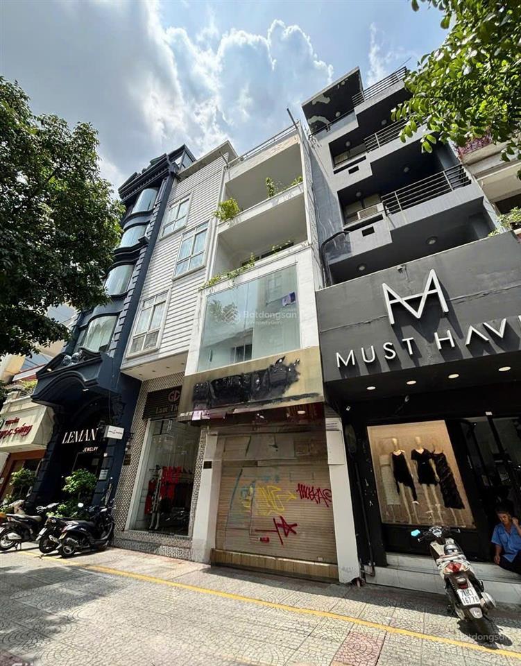 Cho thuê nhà mặt tiền 11a lý thái tổ, quận 10 (ngang 5m)