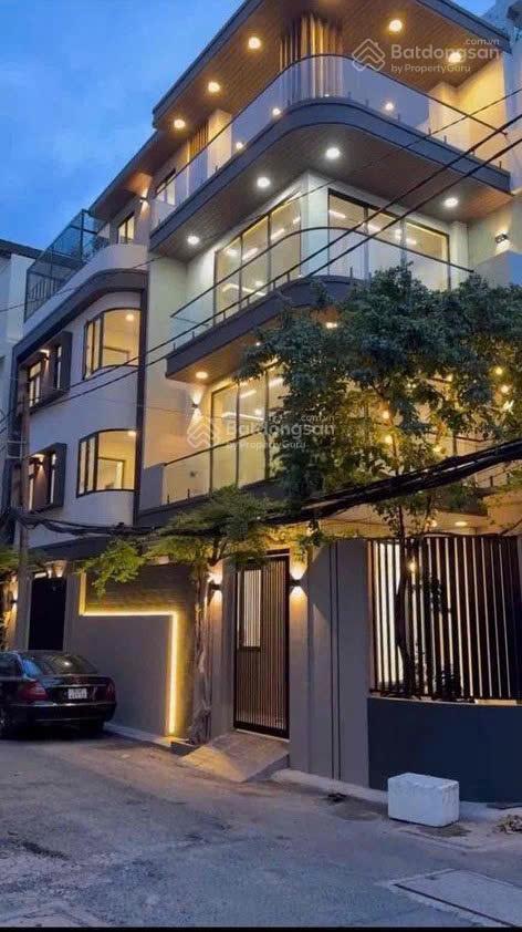 Cho thuê villa hiện đại hẻm 684/17 sư vạn hạnh phường 12 quận 10