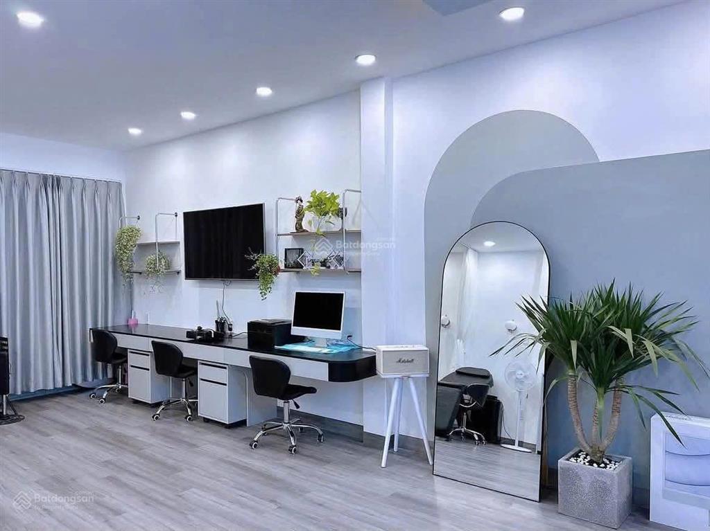 Cho thuê nhà mặt tiền 92a thành thái phường 12 (cũ) quận 10
