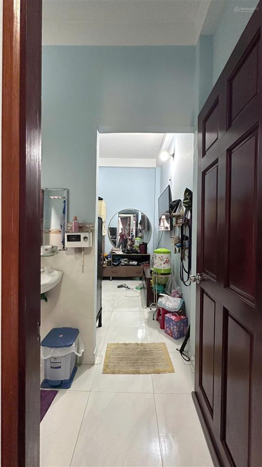 Nhà 4 tầng nở hậu hẻm tạ quang bửu p2q8. giá 6,5 tỷ tl