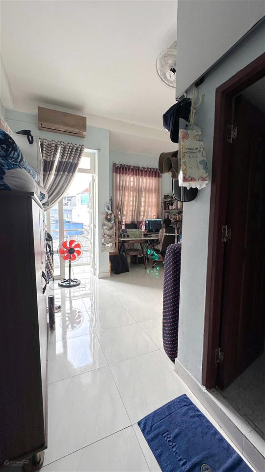 Nhà 4 tầng nở hậu hẻm tạ quang bửu p2q8. giá 6,5 tỷ tl