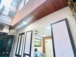 Bán nhà đẹp 23m2 ngõ phố lĩnh nam, 2 tầng xây chắc chắn, full nội thất, ngõ thông thoáng, về ở ngay