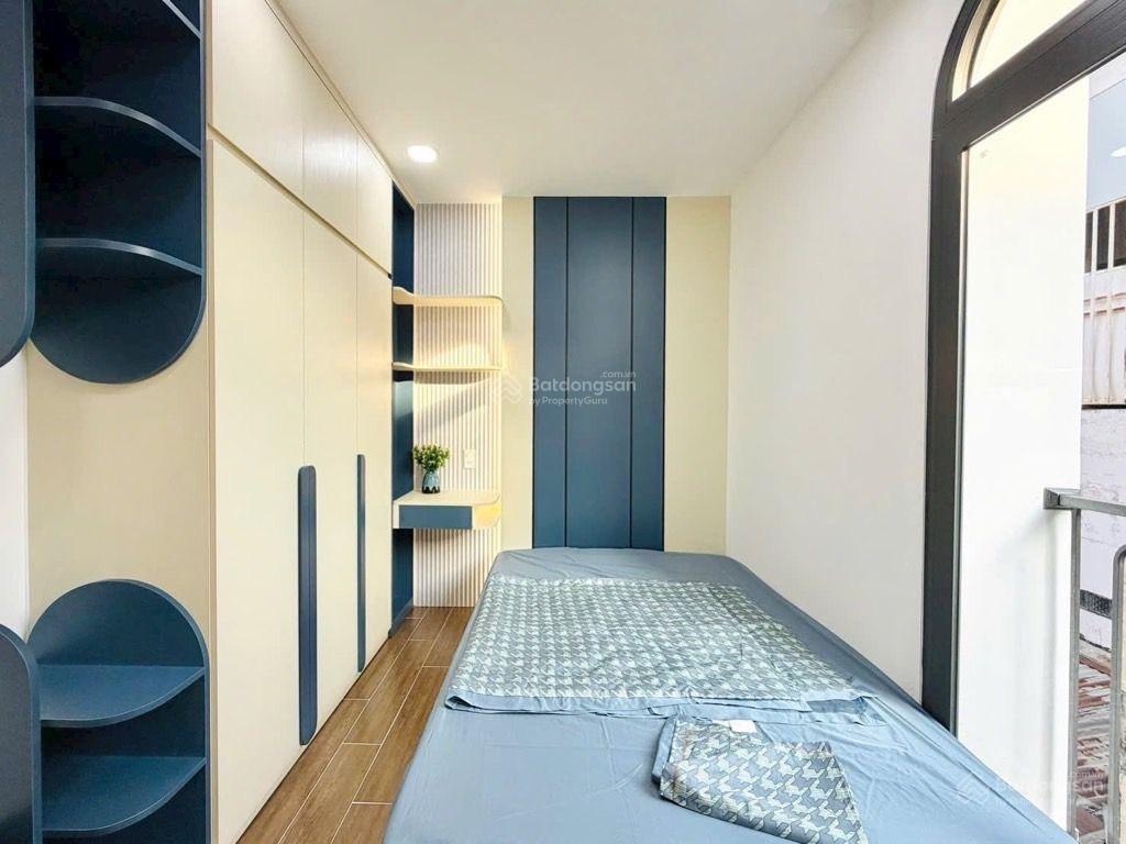 Nhà đường hoàng văn thụ, trung tâm phú nhuận. nhà mới 5 tầng full nội thất