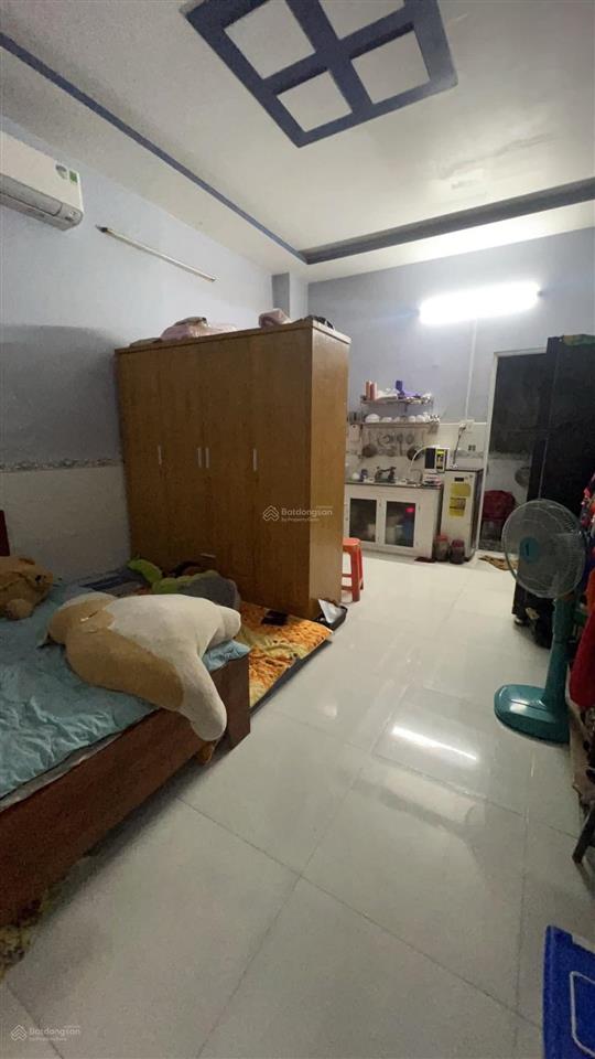 Nhà phố siêu rẻ đường phú định quận 8