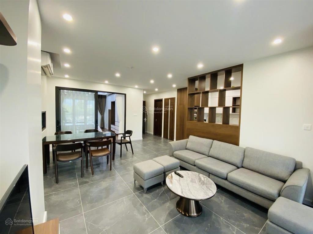 Căn hộ cao cấp tây hồ. diện tích 112/126m2. 7 tầng thang máy. gara ô tô. giá chào bán 65 tỷ.