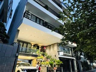 Căn hộ cao cấp tây hồ. diện tích 112/126m2. 7 tầng thang máy. gara ô tô. giá chào bán 65 tỷ.