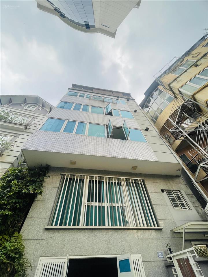 Bán nhà thụy khuê diện tích 180m2. 7 tầng thang máy. ô tô tránh cách hồ tây 30m. giá 68 tỷ tl.