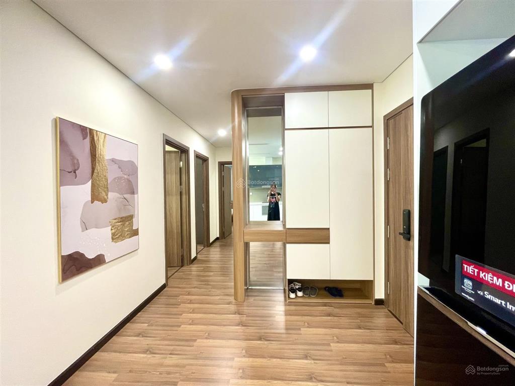 Hot! cho thuê chung cư home city  cầu giấy. 100m2  3 ngủ  đủ đồ  20 triệu. 0971 337 ***