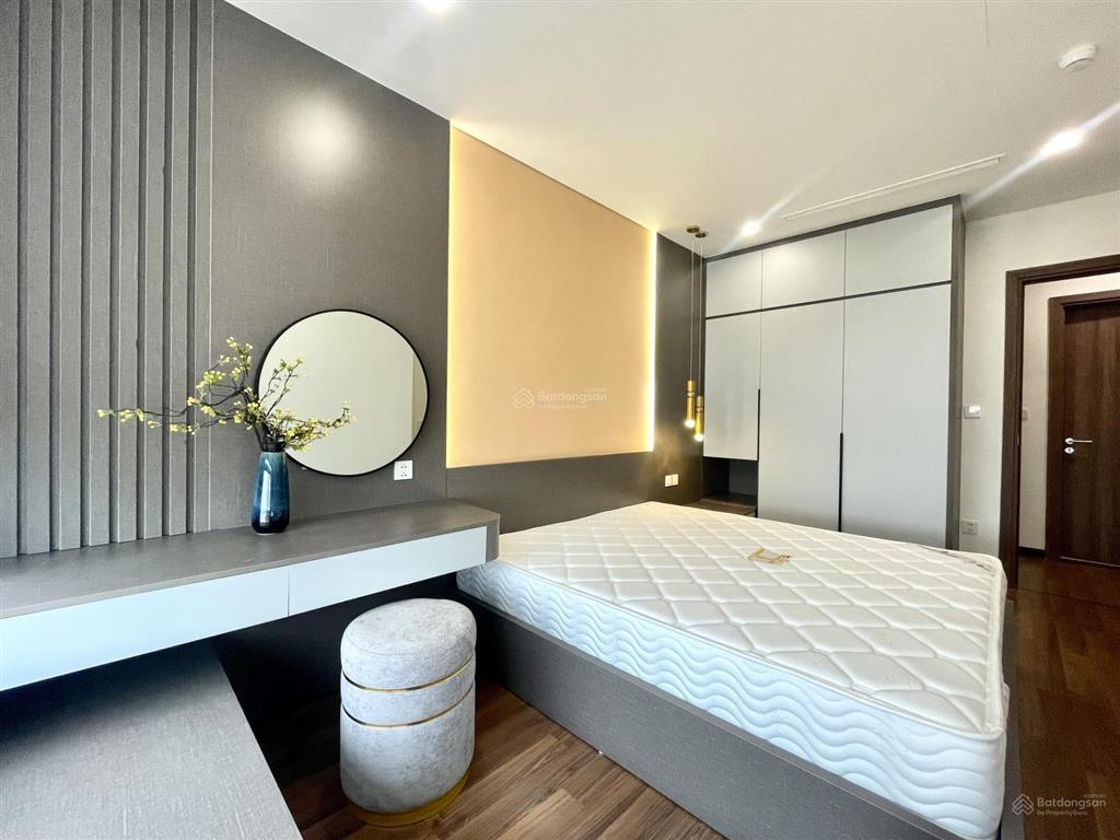 Hot! cho thuê chung cư home city  cầu giấy. 100m2  3 ngủ  đủ đồ  20 triệu. 0971 337 ***
