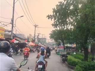 Mặt tiền kinh doanh nhựa 12m, sát chợ, trường học cấp 1,23, giá 50 triệu/m2, hóc môn