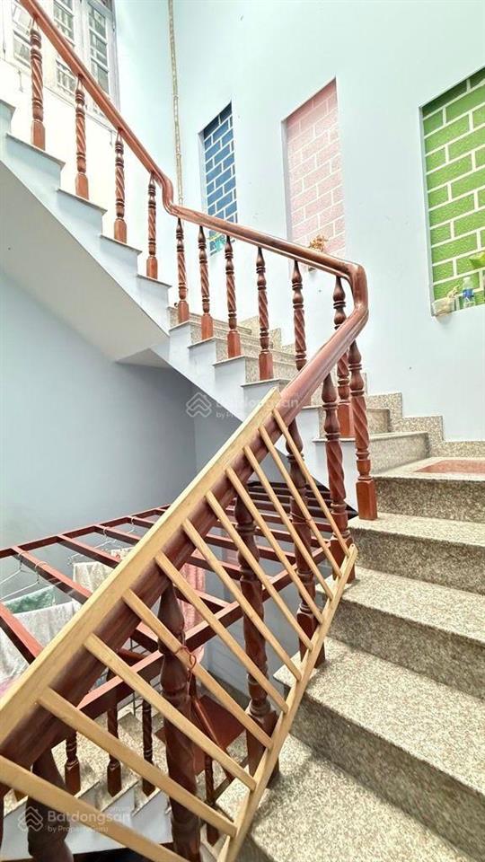 Hiếm  nhà 3 tầng  huỳnh thị hai  quận 12  5 tỷ (siêu rẻ)  chính chủ ở chưa qua đầu tư