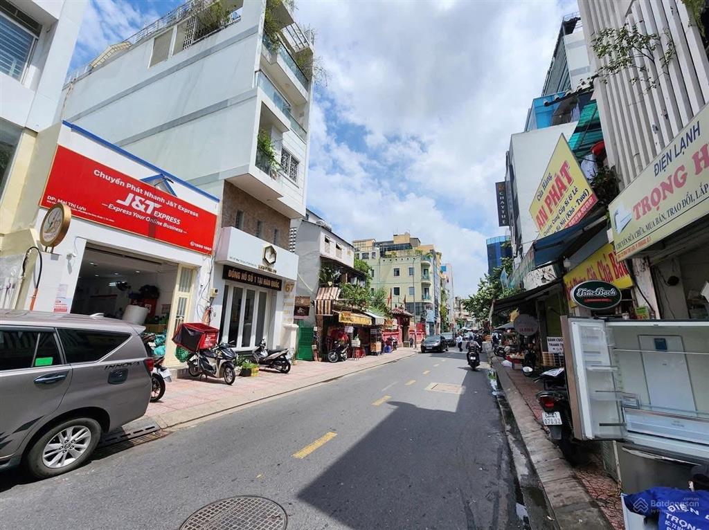 Bán nhà mặt tiền 8.2m mai thị lưu quận 1  cách điện biên phủ 20m  nhà mới