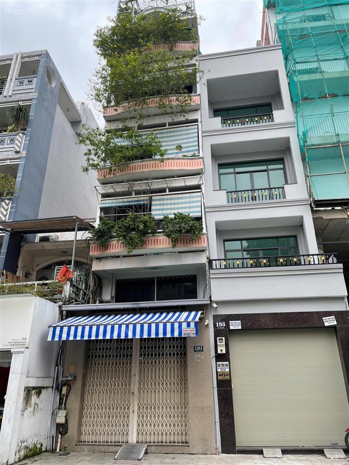 Nhà mặt tiền cô giang quận 1  gần chung cư cao cấp the manhattan