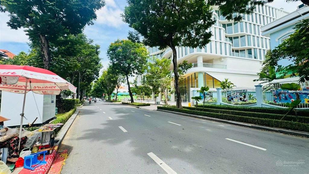 Giảm 30 tỷ. siêu vip 14mx24m vuông vức ctxd hầm 8 tầng ngay nam kỳ khởi nghĩa chỉ 425tr/m2