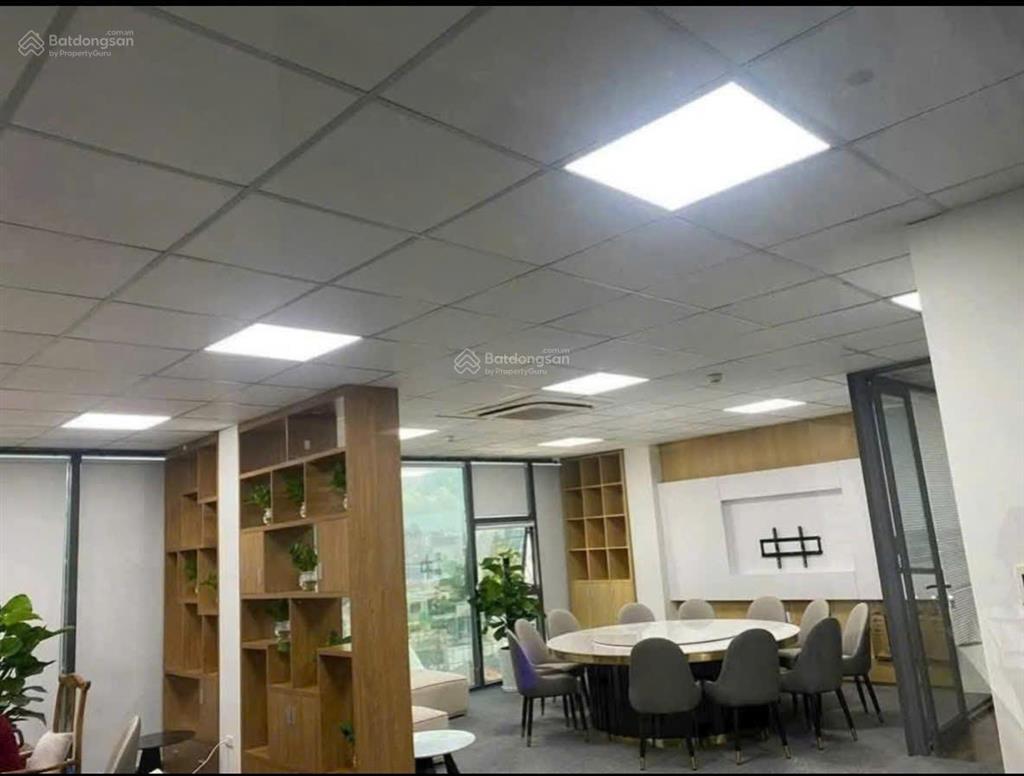 Siêu hiếm. building mới 2 hầm 8 tầng mt phan đăng lưu 8mx32m cn 180m² hdt 350tr/th còn 5 năm