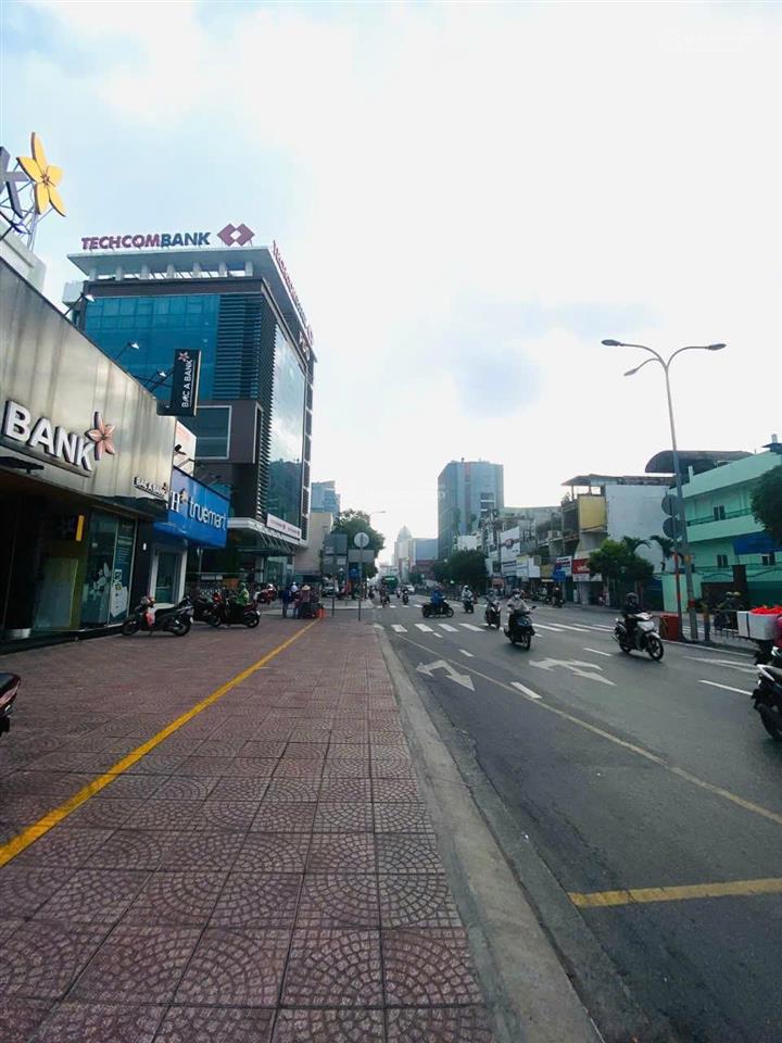 Rẻ nhất phan đăng lưu phú nhuận, 626m2 gpxd 2 hầm 12 tầng phù hợp xây chdv, builiding