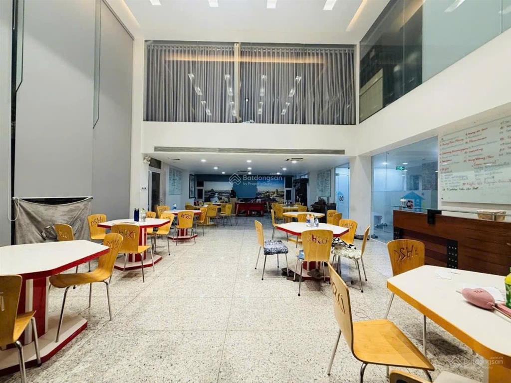 Duy nhất. building hầm 6 tầng ngay điện biên phủ, sau đh hồng bàng 20x31m 630m2, hđt 4.2 tỷ/năm