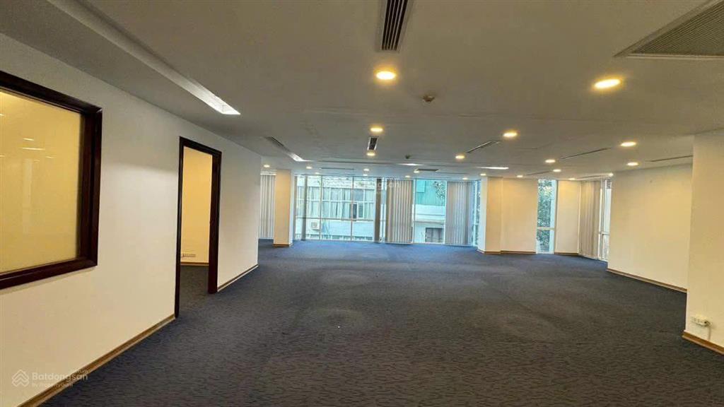 Siêu phẩm. builiding góc 3mt 14mx18m hầm 9 tầng võ văn tần đoạn vip 2 chiều ngân hàng, khách sạn