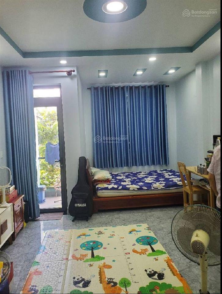 Nhà mới view triệu độ, 4 tầng thông bình đông, quận 8 (nay là phường phú định).nhỉnh 6 tỷ