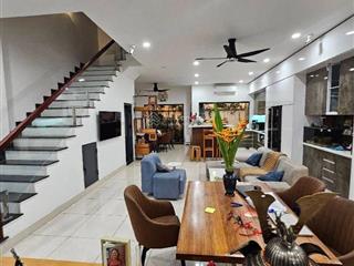 Nhà bán siêu hiếm, 7x20, vỉa hè 5m, đường trước nhà 12m. kdc hiện đại. bình hưng, quận 8. chỉ 14đ