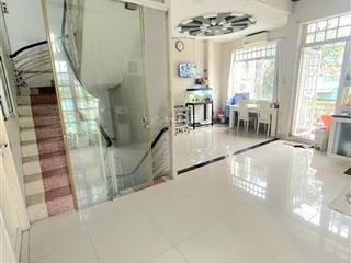 Bán gấp, mặt tiền kinh doanh quốc lộ 50 sầm uất, 150m ngang 6m, chỉ 8.x tỏi tl