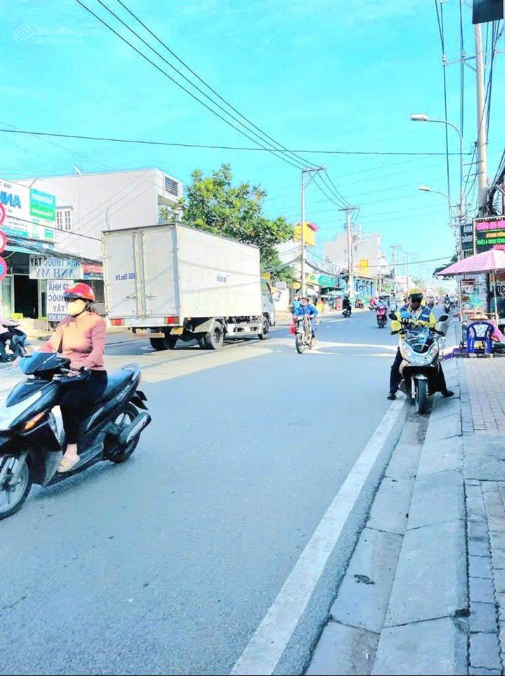 Bán gấp, mặt tiền kinh doanh quốc lộ 50 sầm uất, 150m ngang 6m, chỉ 8.x tỏi tl