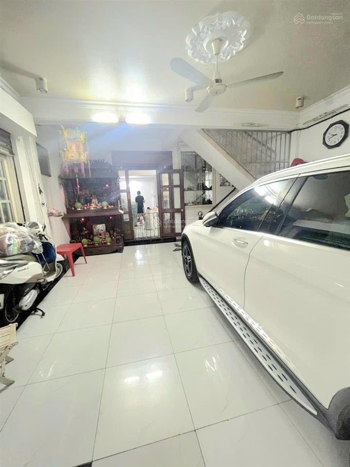 Bán gấp, mặt tiền kinh doanh quốc lộ 50 sầm uất, 150m ngang 6m, chỉ 8.x tỏi tl