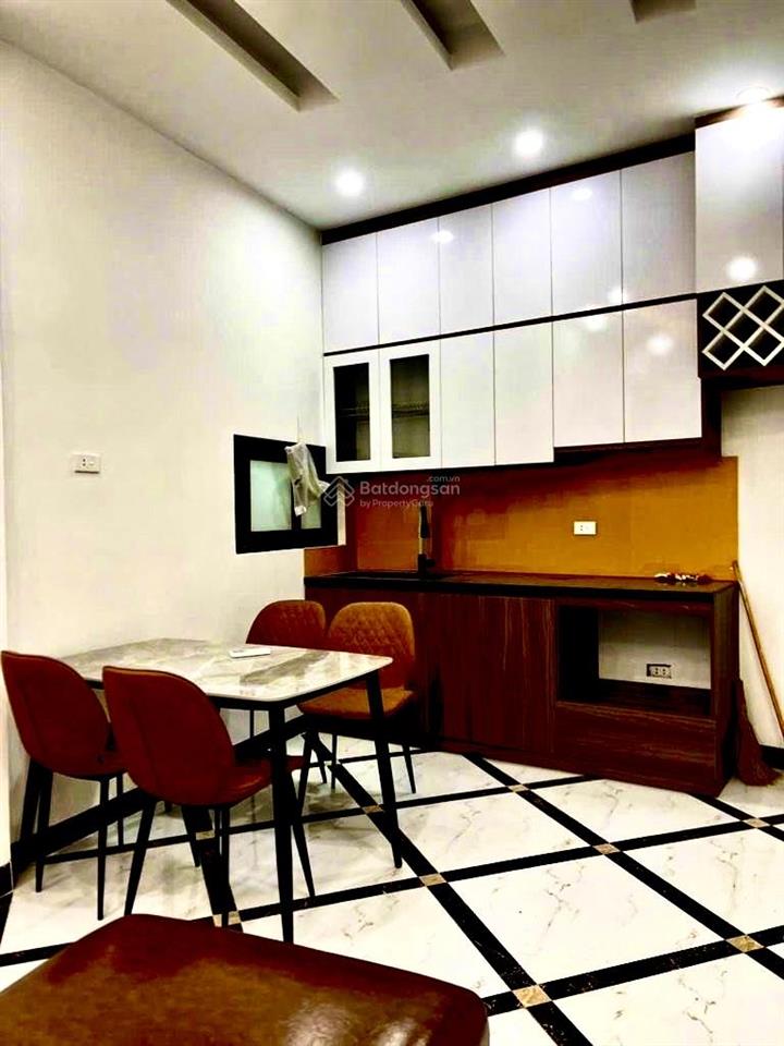 Nhà hiện đại, lộng lẫy rộn ràng phố phường  sáng thoáng khoảng trời trương định  31/41m2