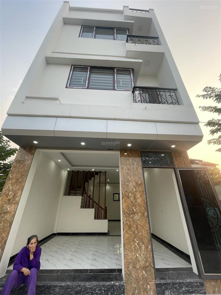 Bán nhà riêng tại quốc lộ 6, 2,8 tỷ, 60m2, 3pn, 3wc, đầy đủ nội thất