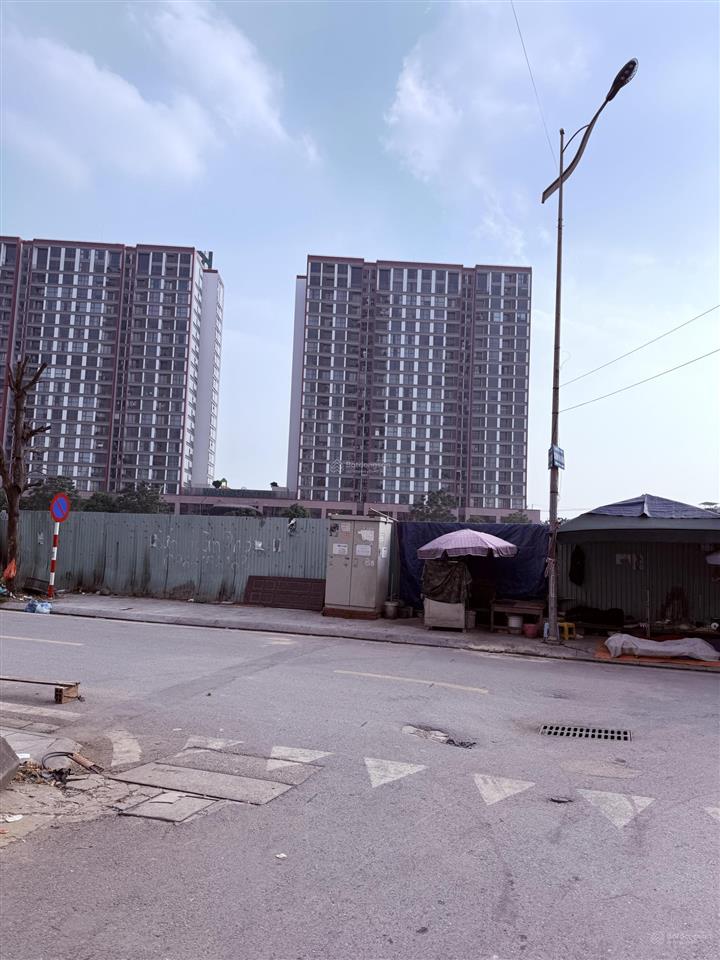 Chính chủ bán nhà phân lô học viện hậu cần ngọc thuỵ 37m, 5 tầng, 10.5 tỷ.