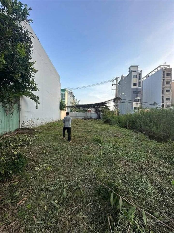 Mt võ văn hát, chỉ 35 tỷ, 734m² đất, 2 mặt tiền long trường q9