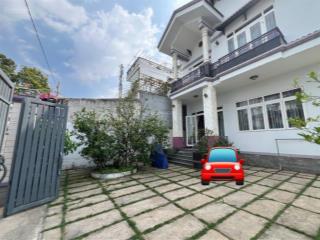 Chỉ 25 tỷ, long phước đường số 5, biệt thự sân vườn 550m 2 mặt xe hơi nở hậu tài lộc