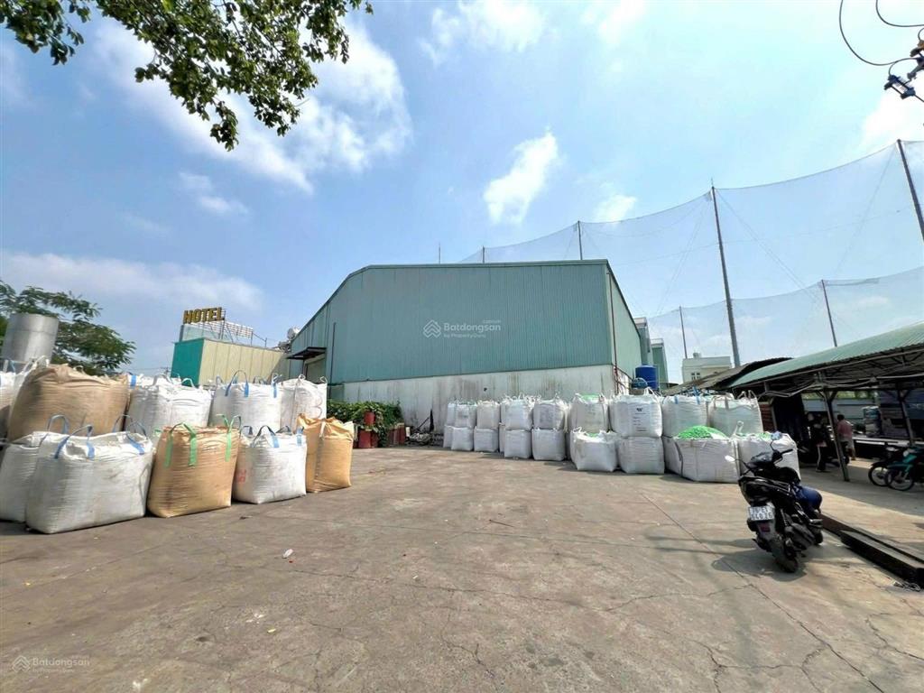 8.500m2 (6.300m2 thổ cư) 320 tỷ, bt, nhà xưởng, mt võ trần chí, tân tạo a, bình tân