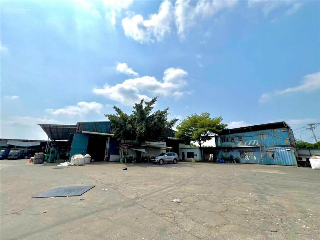 8.500m2 (6.300m2 thổ cư) 320 tỷ, bt, nhà xưởng, mt võ trần chí, tân tạo a, bình tân