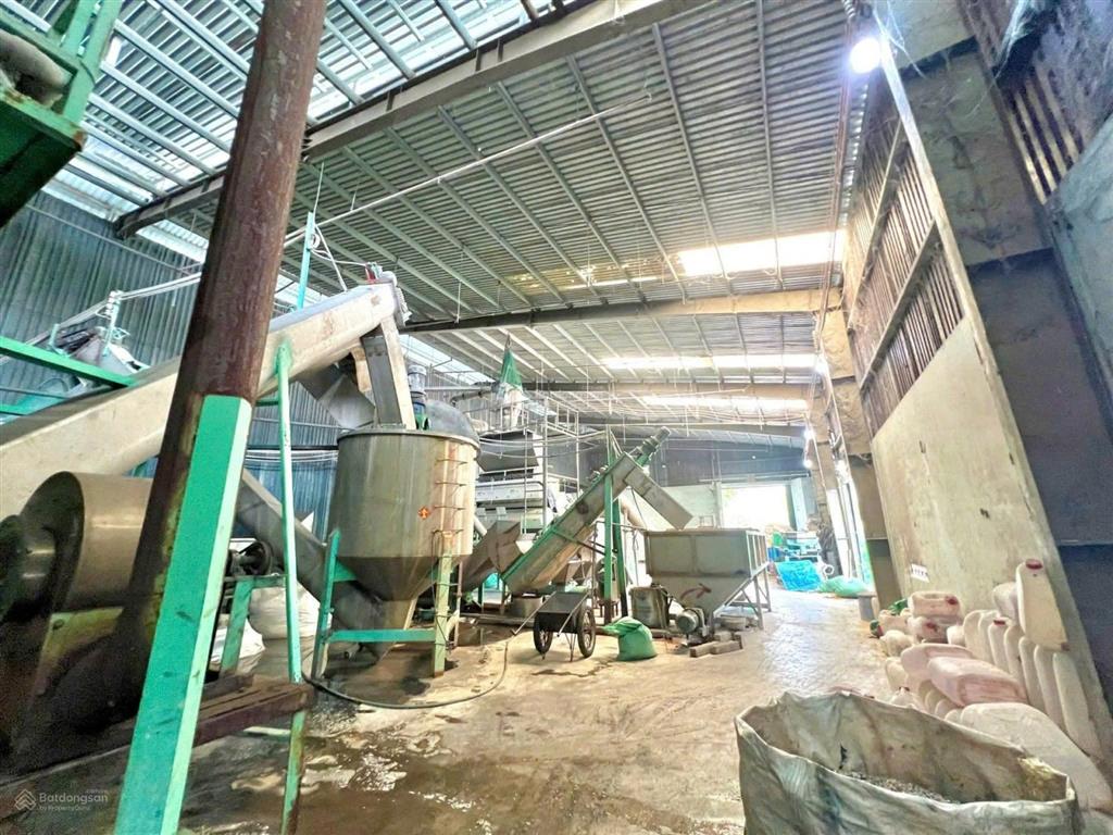 8.500m2 (6.300m2 thổ cư) 320 tỷ, bt, nhà xưởng, mt võ trần chí, tân tạo a, bình tân