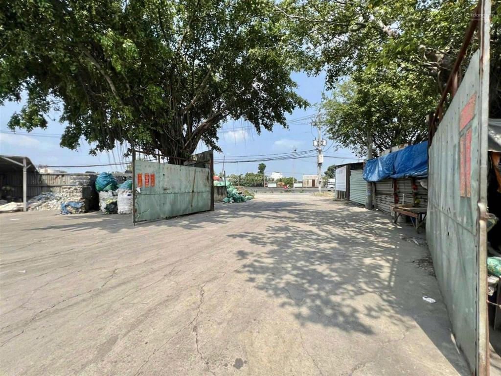 8.500m2 (6.300m2 thổ cư) 320 tỷ, bt, nhà xưởng, mt võ trần chí, tân tạo a, bình tân