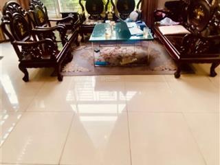 Ngộp bank chỉ 22 tỷ, nhà 5 tầng, 220m, p hiệp phú, tđ, hoàn công cong đủ