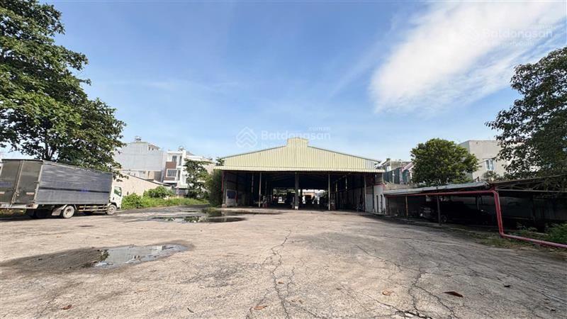 Nhà xưởng, 9.875m² (chủ đang lên 5.000m² thổ cư) mt ql1a, phường an phú đông, quận 12, 500 tỷ