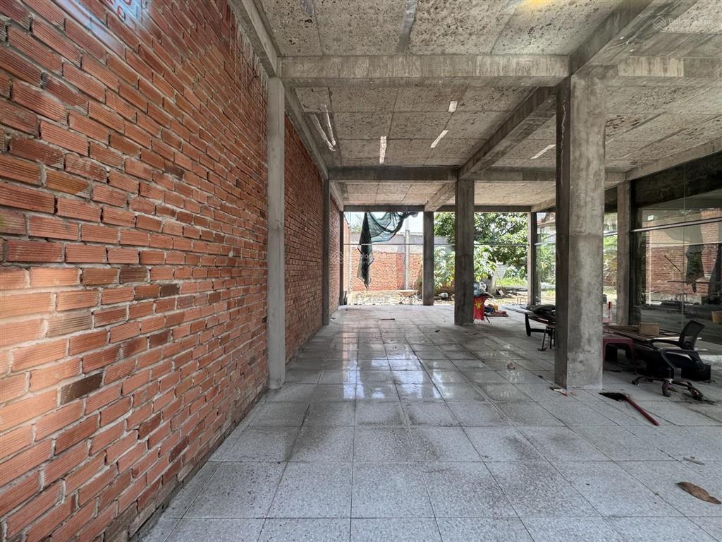 Mặt tiền thích mật thể  ngang 9m hiếm  dòng tiền 120tr/tháng  chỉ 28 tỷ