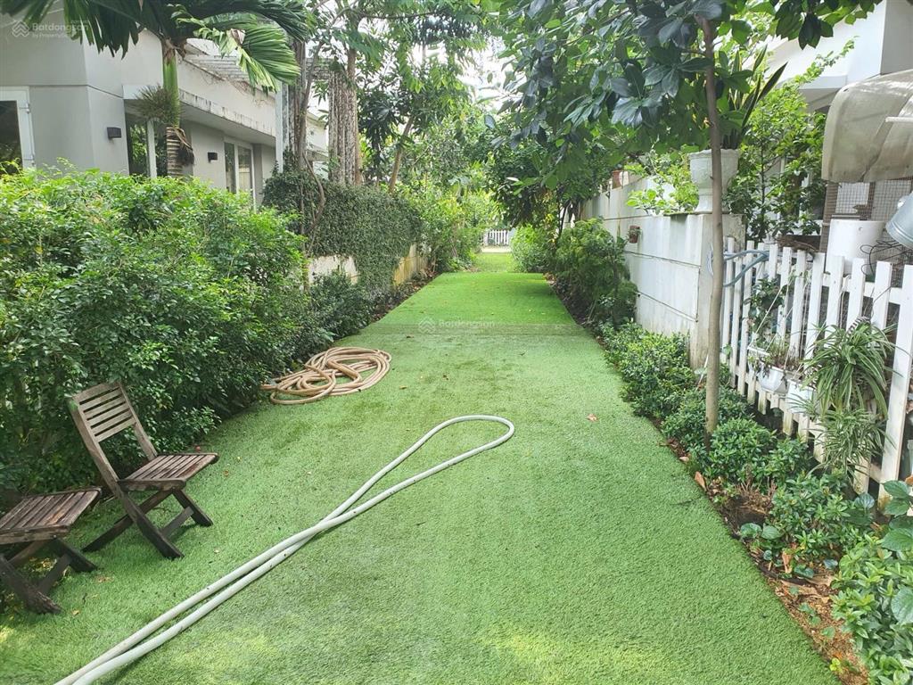 Biệt thự lô góc 144m2  ngang 8m  mặt tiền  đường 12m  3 tầng 4pn  chỉ 16.5 tỷ