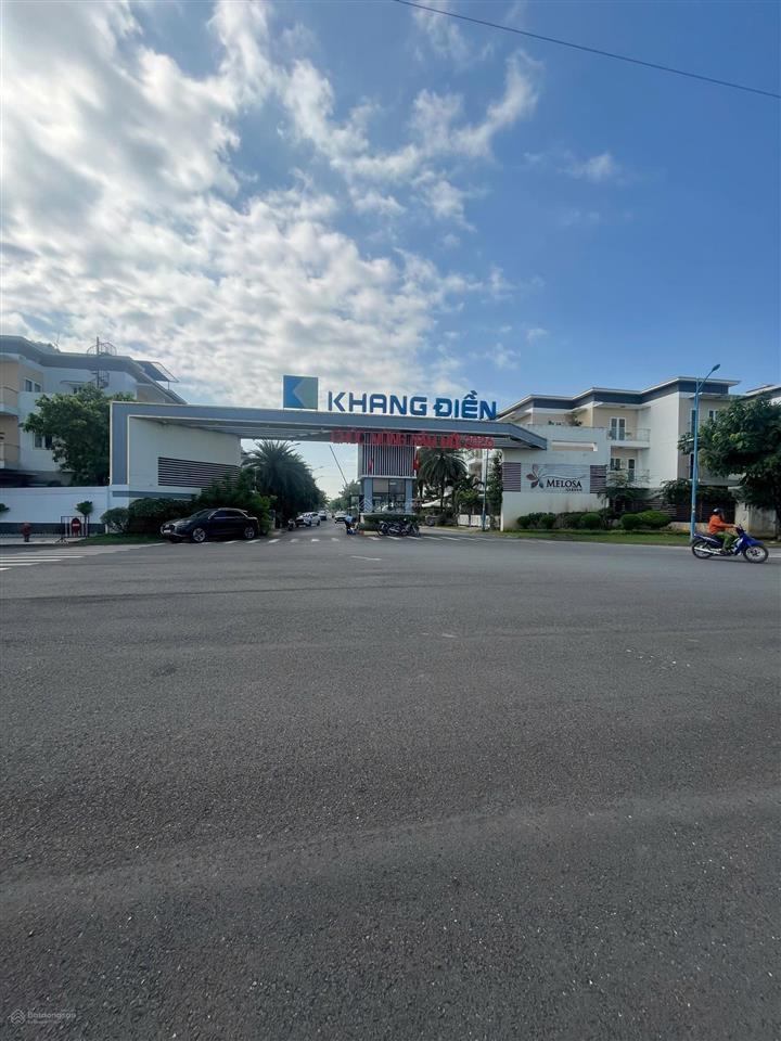 Biệt thự lô góc 144m2  ngang 8m  mặt tiền  đường 12m  3 tầng 4pn  chỉ 16.5 tỷ