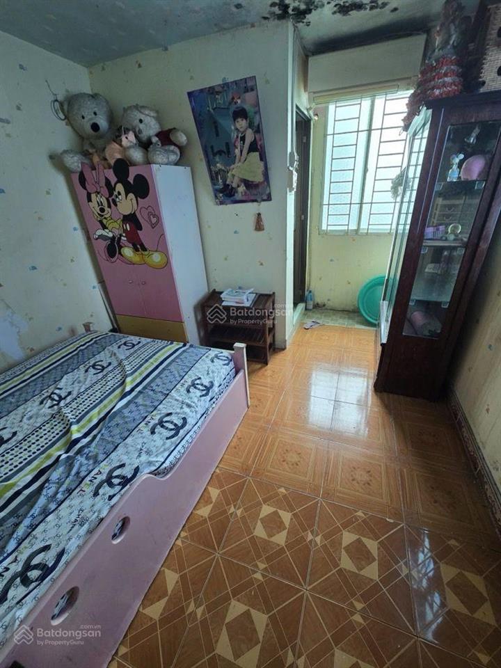 Trung tâm q.10 $$ 5.4 tl
bán nhà nguyễn tri phương  nhà 4 tầng  3.3m x 7m  vào ở ngay kết