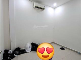 Quận 10 $$ 6 tỷ 2 tl
bán nhà sát mặt tiền ngô quyền trung tâm quận 10, hẻm 4m trước nhà 32m2