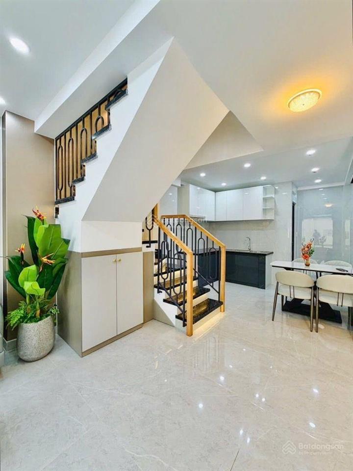 Tân bình 5.86 tỷ tl. bán nhà trần thị trọng
(cống lỡ). dt 35 m2 (3.5*10) ga t3, metro