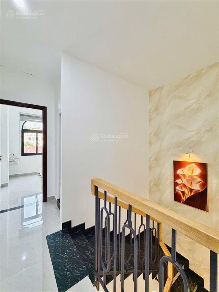 Tân bình 5.86 tỷ tl. bán nhà trần thị trọng
(cống lỡ). dt 35 m2 (3.5*10) ga t3, metro