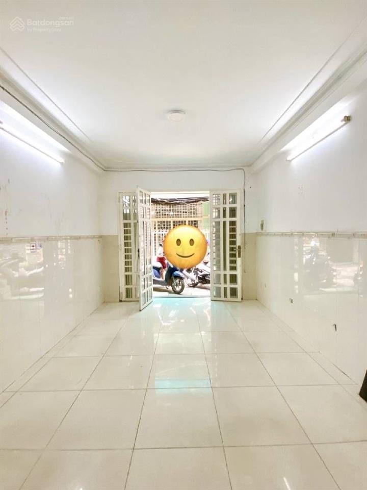 Chủ giảm từ 8.8 tỷ
giá mới 8.4tỷ tl
bán nhà nguyễn ngọc lộc .phường 14.quận 10
hxh(3.5 9)3pn.4wc