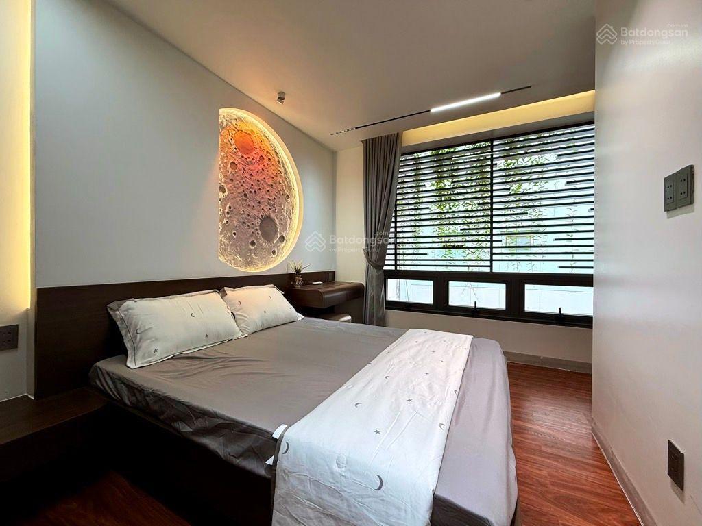 Quận 10  14.8 tỷ tl bán nhà ba tháng hai dt 62 m2 (5.2 *13m) biệt thự mini đường 3 tháng 2