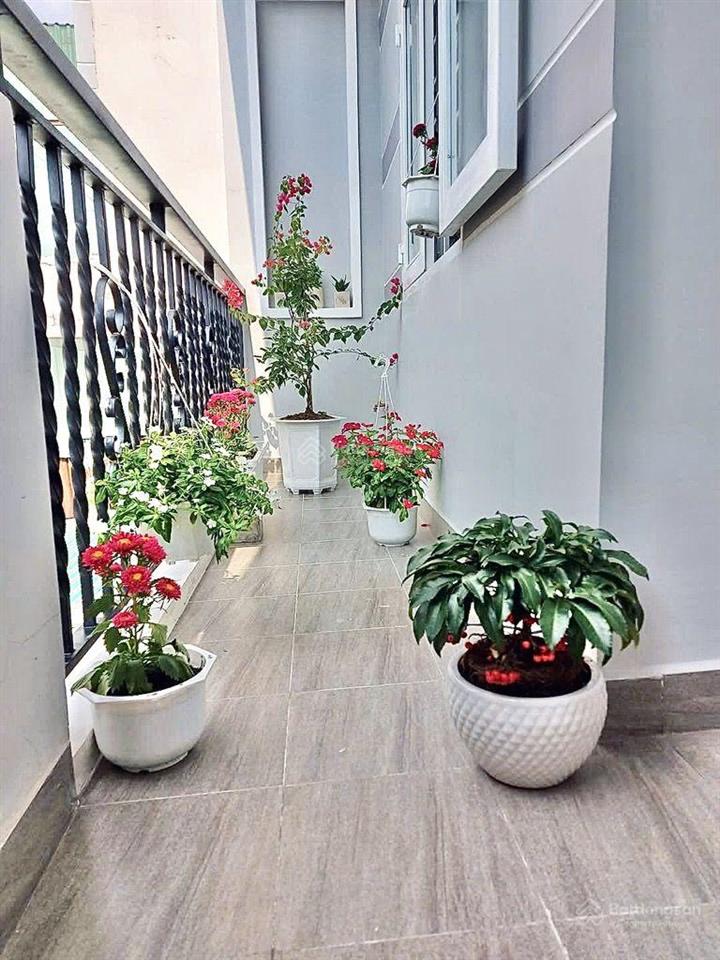 Tân bình $$ hạ còn 6.4 tl
chủ gấp bán nhà chính chủ đường huỳnh văn nghệ 20 năm mới xây 2 tầ