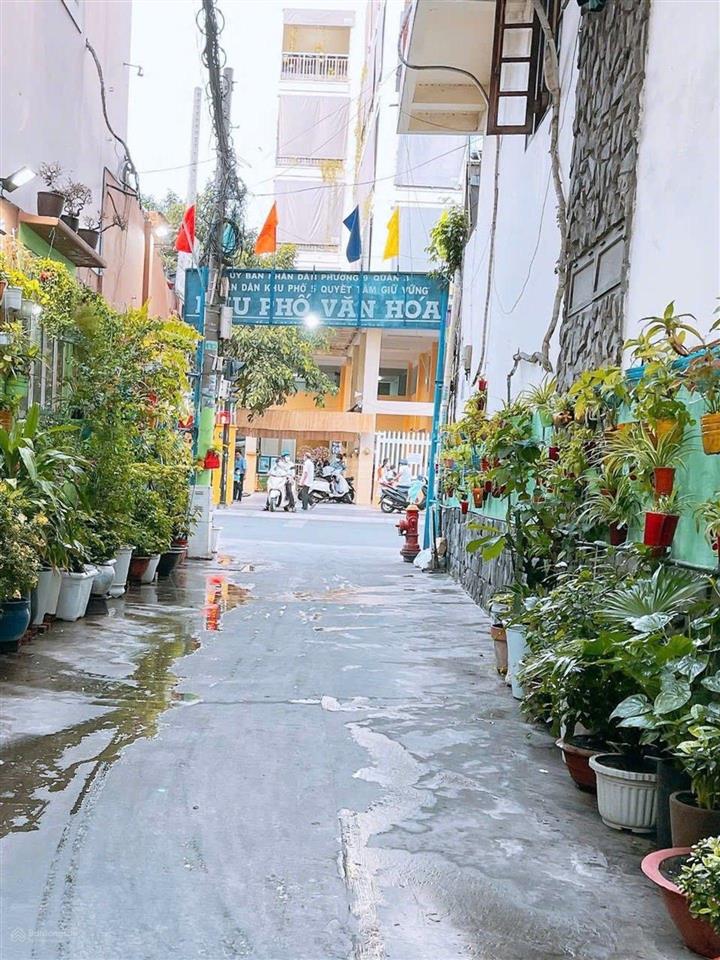 Quận 3 $$ 9.5 tl
bán nhà nguyễn thông phường nhiêu lộc
đẹp 4 tầng dt 3.6m x 8m
xây dựng 4