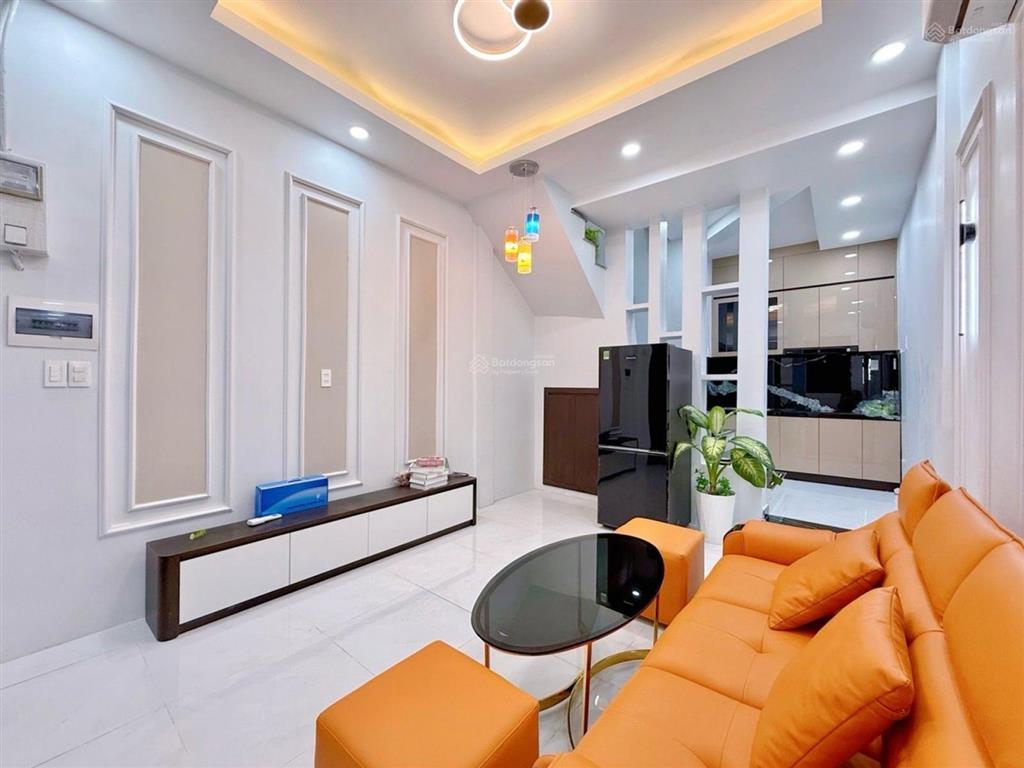 Phú nhuận ,phan tây hồ $$ 4.48 tl
dt21/27 m2 (3.6 7.5) siêu phẩm phố ẩm thực phan xích lo